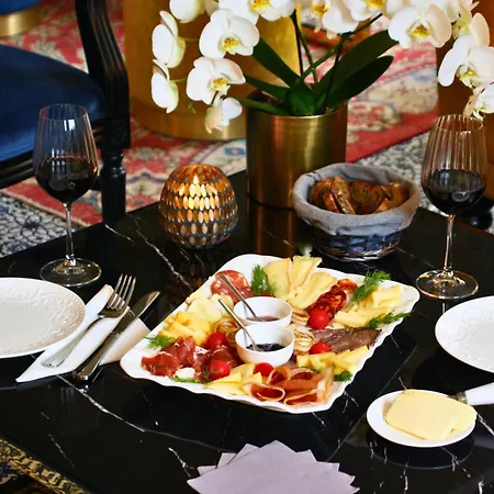 Victoria Et 2* 乌伊斯特勒昂