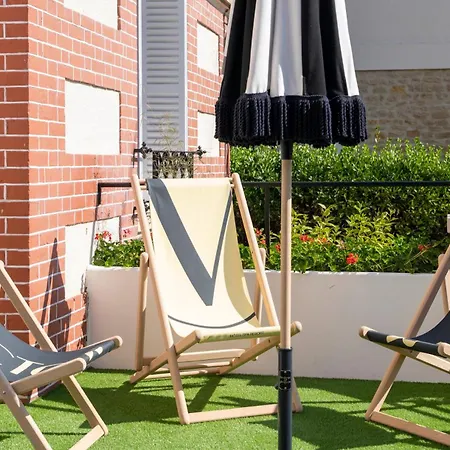 Victoria Et 乌伊斯特勒昂