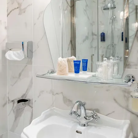 Victoria Et 2* 乌伊斯特勒昂